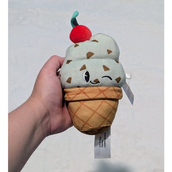 Green Ice Cream Toy Plush - Picture 1 of 4